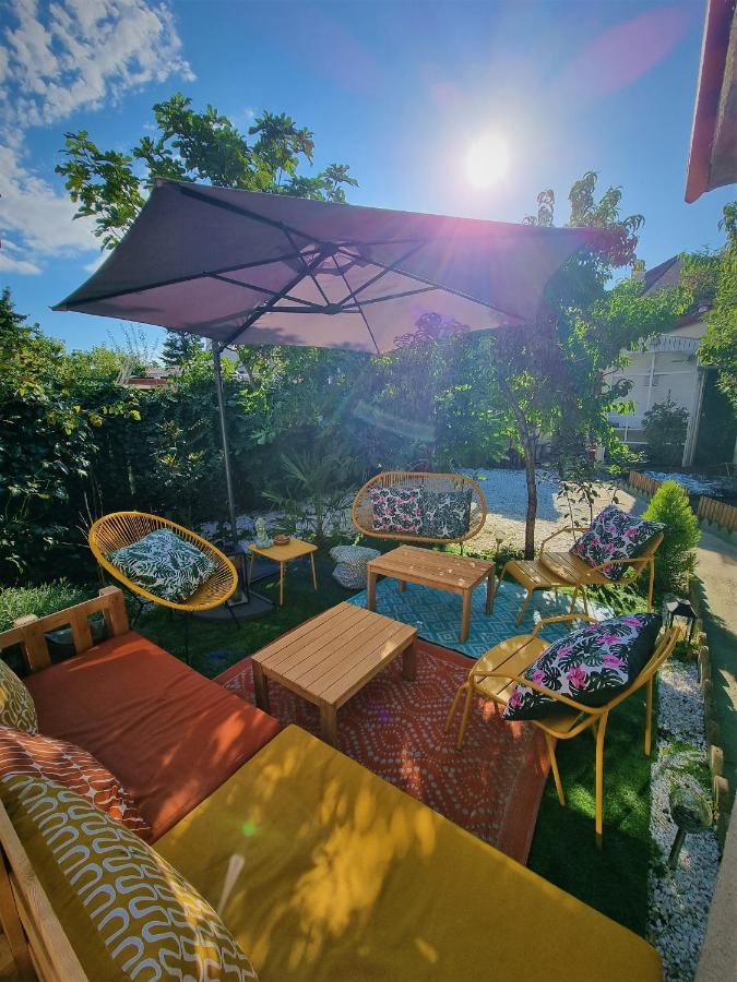 Petite Maison Au Calme Épinay-sur-Seine Екстериор снимка