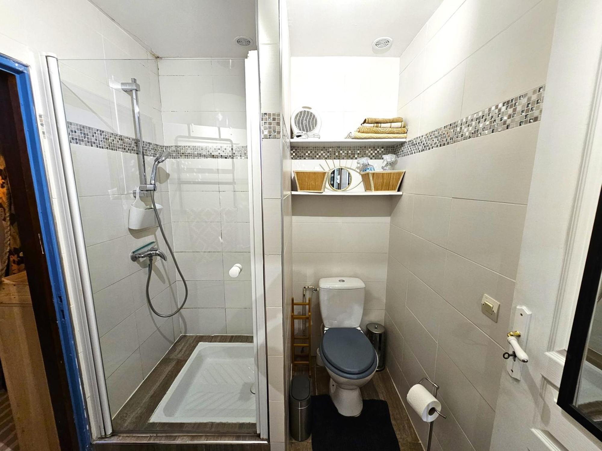 Petite Maison Au Calme Épinay-sur-Seine Екстериор снимка